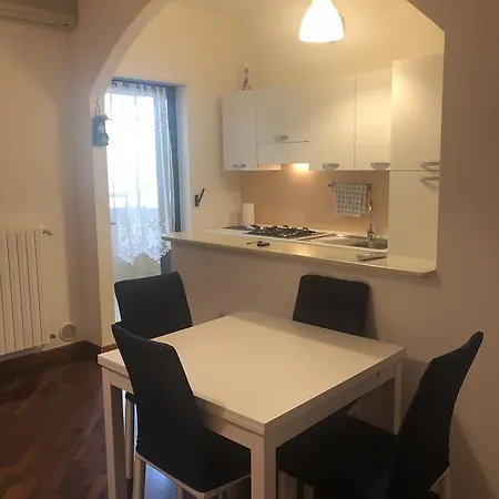 Top House * Bari